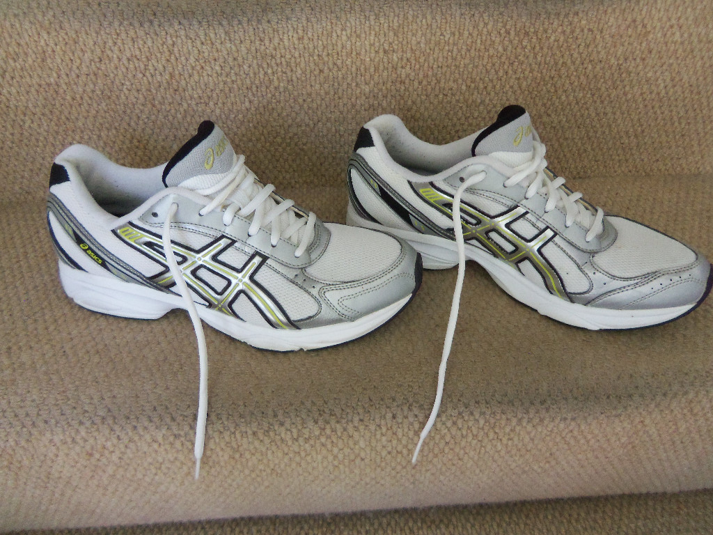 ahar  asics